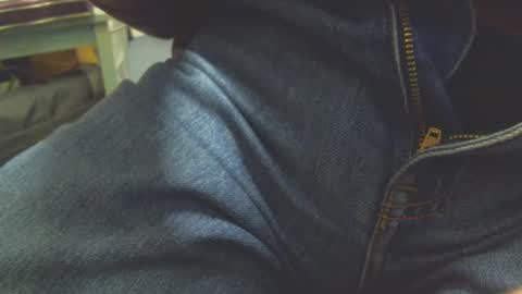 Snapshot of tambay2 chatting on 02-12-25, 08:18 tambay2 online show from 02-12-25, 08:18