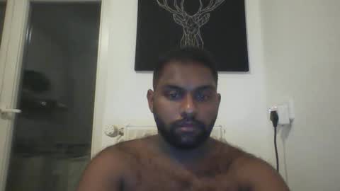 Snapshot of tamilpaiyan09 chatting on 04-05-26, 08:50 tamilpaiyan09 online show from 04-05-26, 08:50