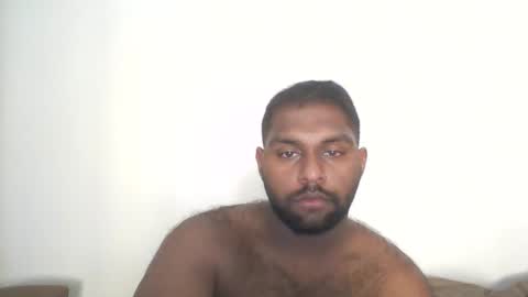 Snapshot of tamilpaiyan09 chatting on 04-08-26, 01:11 tamilpaiyan09 online show from 04-08-26, 01:11