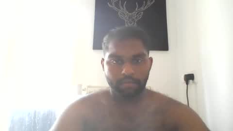 Snapshot of tamilpaiyan09 chatting on 06-20-26, 06:49 tamilpaiyan09 online show from 06-20-26, 06:49