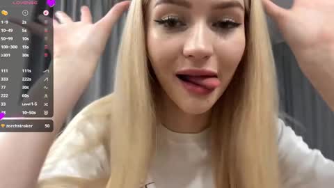 Snapshot of tammieprotano chatting on 05-06-26, 12:43 Melissa online show from 05-06-26, 12:43