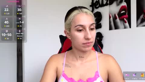 tammy  online show from 10-24-25, 04:58