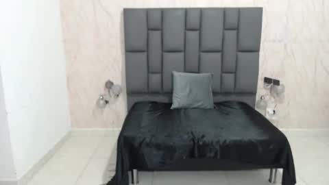 tammycooperr online show from 01-04-25, 05:16