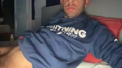 Snapshot of tampabigcock chatting on 03-05-25, 06:33 tampabigcock online show from 03-05-25, 06:33