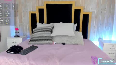 Snapshot of tamy_honey chatting on 02-20-25, 03:12 Tamy online show from 02-20-25, 03:12