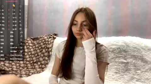 Alice online show from 04-24-26, 04:31