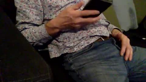 Snapshot of tangospank chatting on 09-21-25, 09:38 tangospank online show from 09-21-25, 09:38