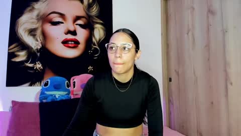 tania06 online show from 09-25-25, 01:37