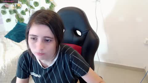 Tania  online show from 03-11-25, 05:35