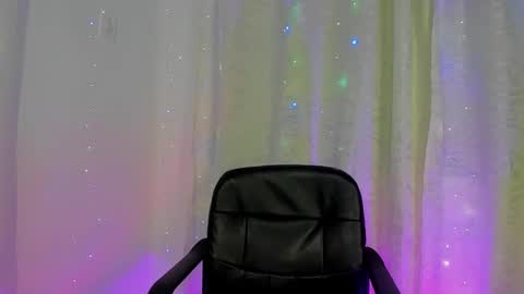 Snapshot of tanit_angels chatting on 10-30-25, 06:04 TANIT ANGELS online show from 10-30-25, 06:04