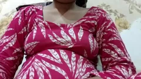 taniya_roy4628 online show from 06-16-26, 02:25