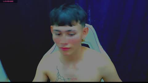 Snapshot of tanjiro_cute chatting on 10-26-25, 08:37 Andres online show from 10-26-25, 08:37