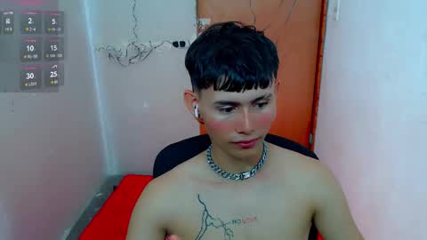 Snapshot of tanjiro_cute chatting on 10-30-25, 10:38 Andres online show from 10-30-25, 10:38