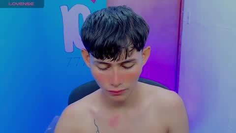 Snapshot of tanjiro_cute chatting on 05-10-26, 04:06 Andres online show from 05-10-26, 04:06