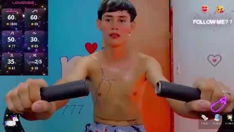 Snapshot of tanjiro_cute chatting on 06-06-26, 05:23 Andres online show from 06-06-26, 05:23