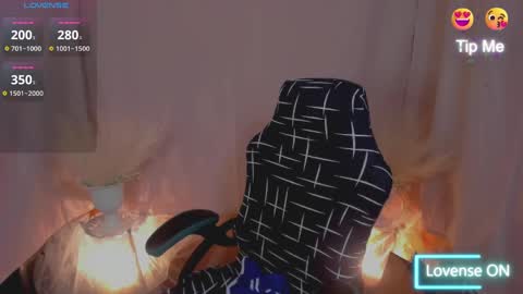 Snapshot of tannedskinmatty chatting on 12-09-24, 04:12 Matty online show from 12-09-24, 04:12