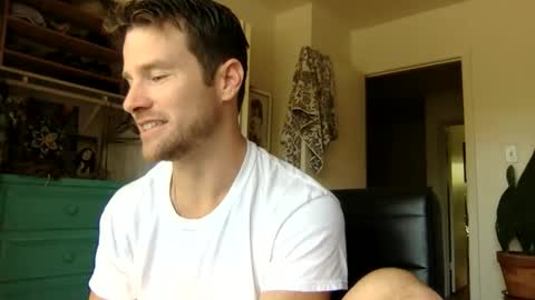 Dr. Love online show from 11-05-25, 05:46