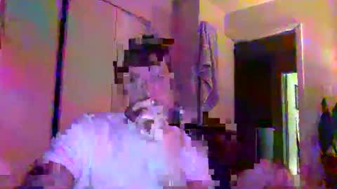 Dr. Love online show from 11-25-25, 01:05