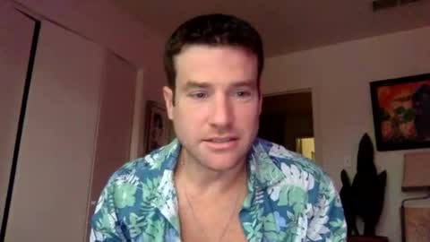 Dr. Love online show from 04-18-26, 02:32