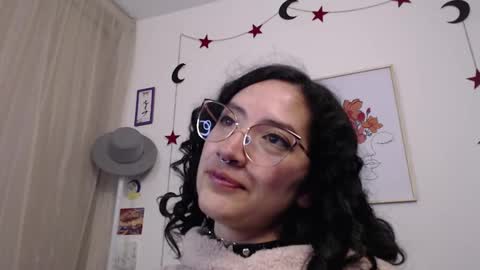 Snapshot of tanya_worldbondage chatting on 03-10-25, 04:07 tanya online show from 03-10-25, 04:07