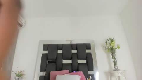 Tanya online show from 02-12-25, 01:48