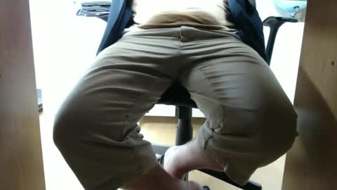 Snapshot of tap_b chatting on 04-12-26, 12:54 Patrick online show from 04-12-26, 12:54