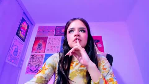 Snapshot of tara_hs chatting on 01-06-25, 05:27 online show from 01-06-25, 05:27