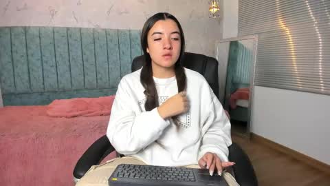 Tara  online show from 02-13-26, 01:18