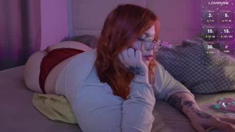 Snapshot of tara_renn chatting on 09-08-25, 09:58 tara_renn online show from 09-08-25, 09:58