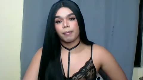 Snapshot of tarahriches chatting on 11-10-25, 06:18 tarahriches online show from 11-10-25, 06:18