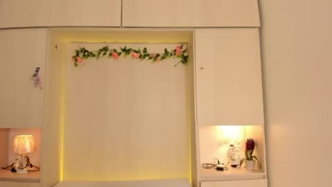  T A R A  online show from 04-09-26, 04:12