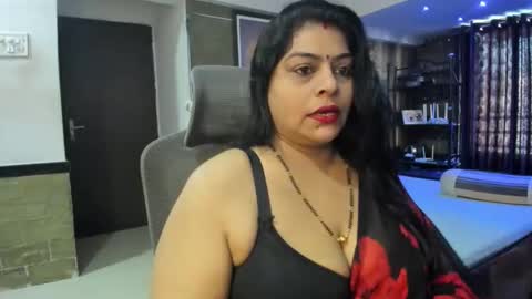tarivishu23 online show from 10-23-25, 02:33