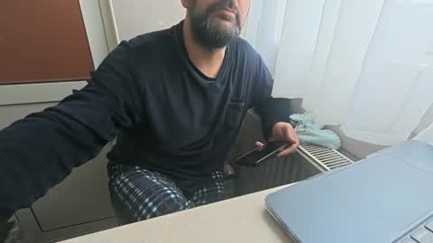 Snapshot of tarkan198 chatting on 02-02-26, 07:51 tarkan198 online show from 02-02-26, 07:51