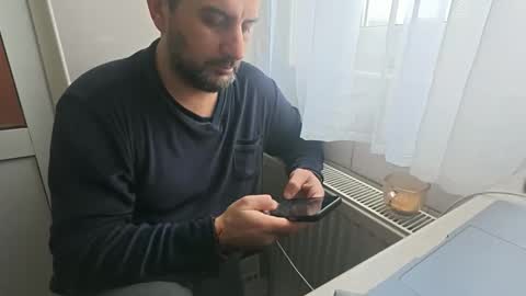 Snapshot of tarkan198 chatting on 02-10-26, 08:51 tarkan198 online show from 02-10-26, 08:51