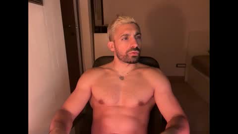 tarquit8 online show from 09-15-25, 08:53