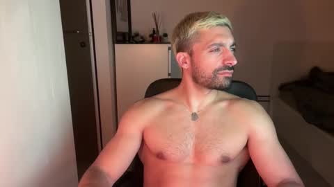 tarquit8 online show from 09-30-25, 08:58