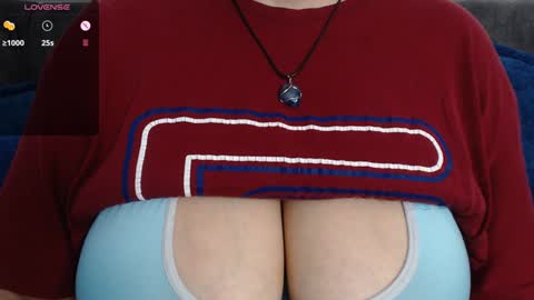Snapshot of tarrant_ chatting on 02-05-25, 11:39 tarrant_ online show from 02-05-25, 11:39