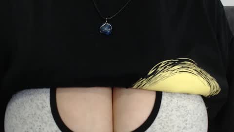 Snapshot of tarrant_ chatting on 02-13-25, 11:47 tarrant_ online show from 02-13-25, 11:47