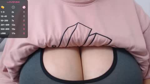 Snapshot of tarrant_ chatting on 02-28-25, 02:42 tarrant_ online show from 02-28-25, 02:42