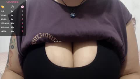 Snapshot of tarrant_ chatting on 03-10-25, 02:28 tarrant_ online show from 03-10-25, 02:28