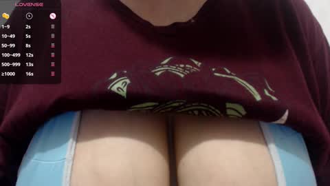 Snapshot of tarrant_ chatting on 03-12-25, 11:33 tarrant_ online show from 03-12-25, 11:33