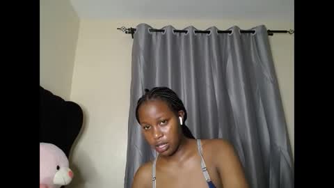 Ireen online show from 11-18-25, 05:28