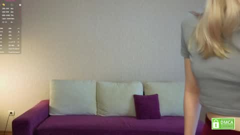 Snapshot of tashinapetitto chatting on 05-13-26, 07:39 Your Ressie online show from 05-13-26, 07:39