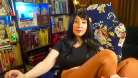 Vivian  Clark online show from 10-06-25, 02:58