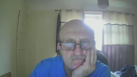 Snapshot of taslicks0739 chatting on 12-15-24, 10:18 Tas online show from 12-15-24, 10:18