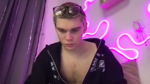 tasteithorny online show from 02-13-25, 04:54