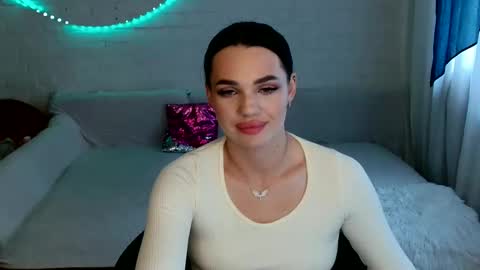 tasty_babyy online show from 05-12-26, 11:07