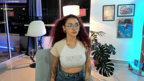 Snapshot of tastymeli8 chatting on 12-14-24, 03:40 Meli online show from 12-14-24, 03:40