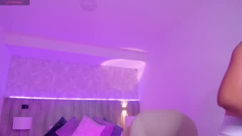 Tathy online show from 11-19-25, 03:17