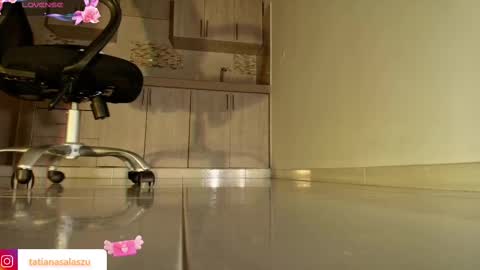 Snapshot of tatiana1004 chatting on 02-07-25, 06:14 tatiana1004 online show from 02-07-25, 06:14